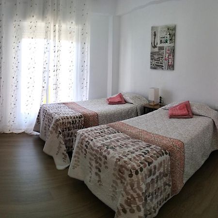 Ricardo Hostal Apartamento 3 Habitaciones アリカンテ エクステリア 写真