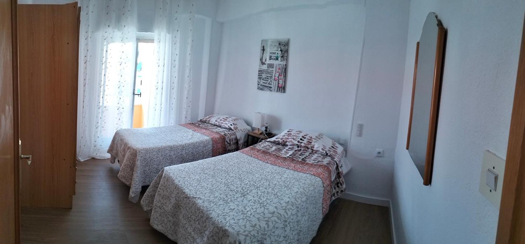 Ricardo Hostal Apartamento 3 Habitaciones アリカンテ エクステリア 写真