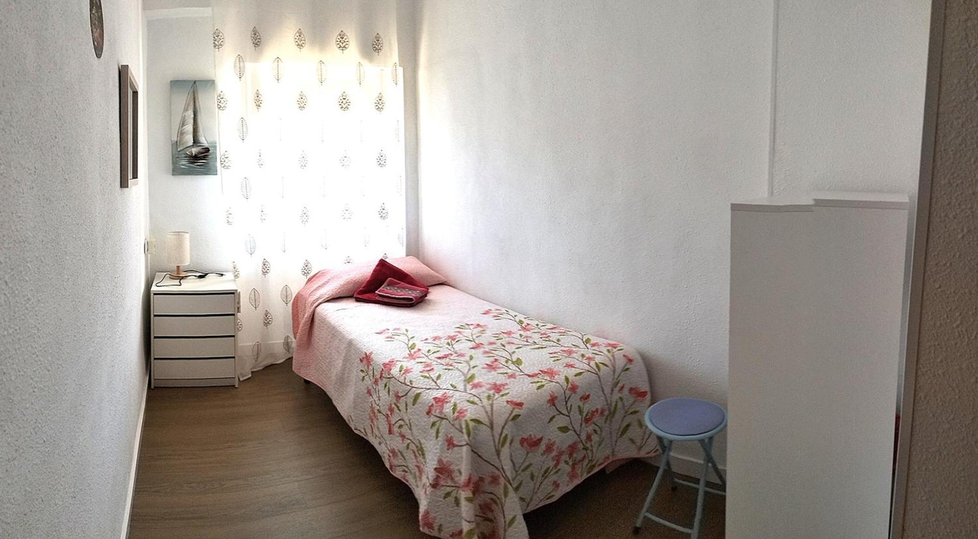 Ricardo Hostal Apartamento 3 Habitaciones アリカンテ エクステリア 写真